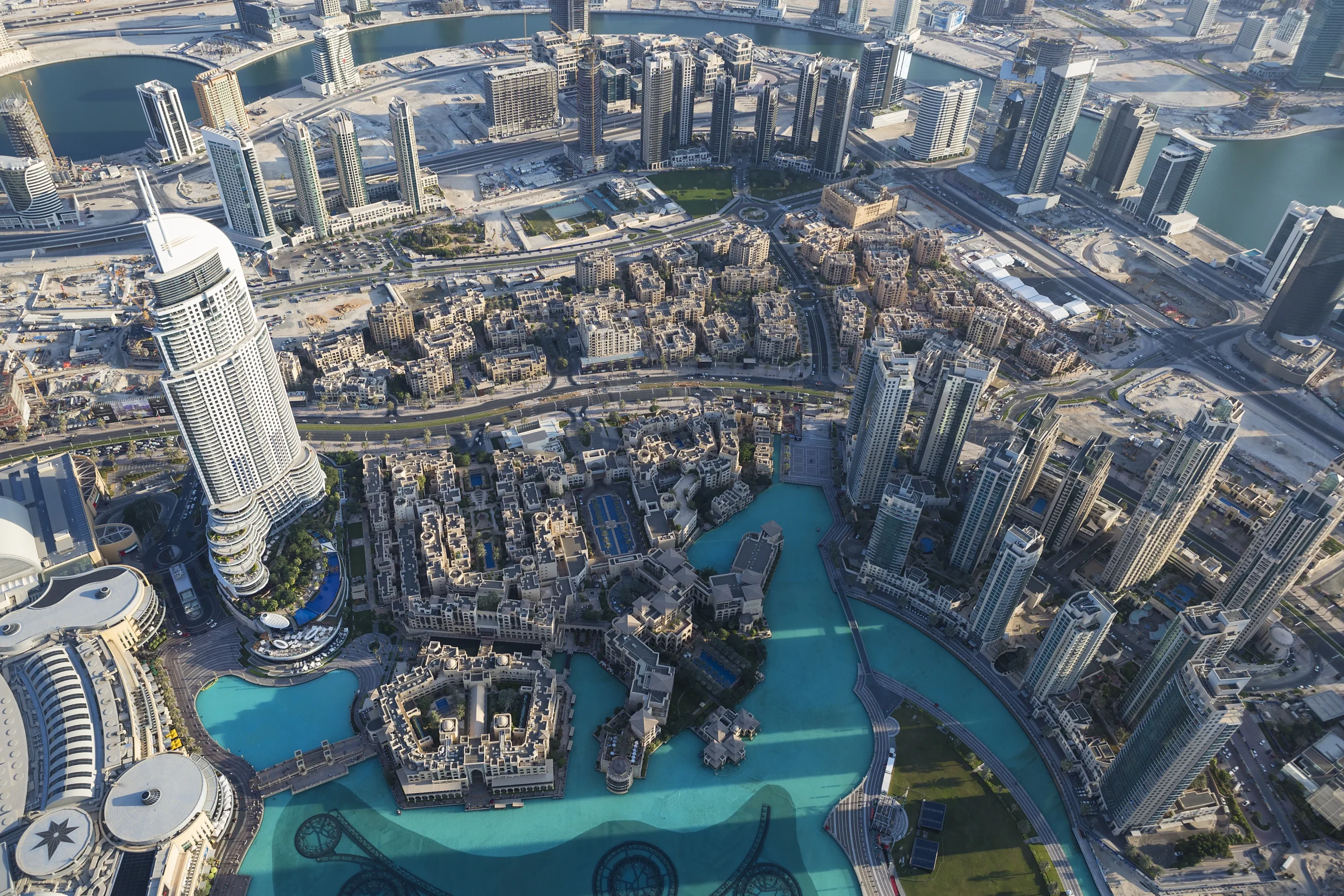 Understanding Real Estate Service Charges in Dubai: A Must-Read for Investors and Homeowners